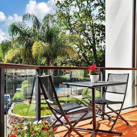 Takapuna Beach Accommodation Оукланд Екстериор снимка