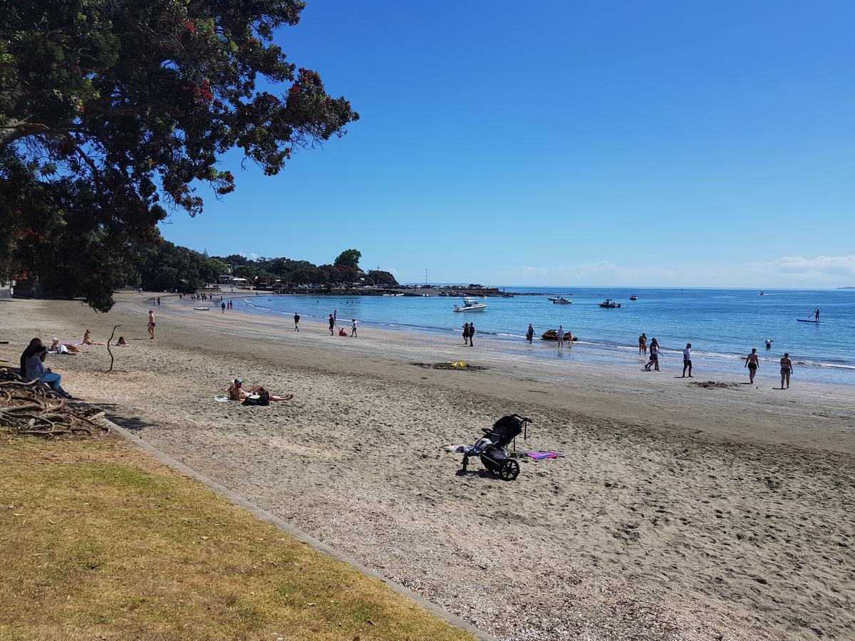 Takapuna Beach Accommodation Оукланд Екстериор снимка